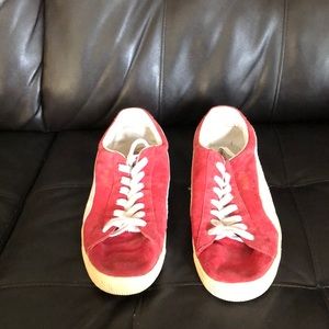 Puma sneakers